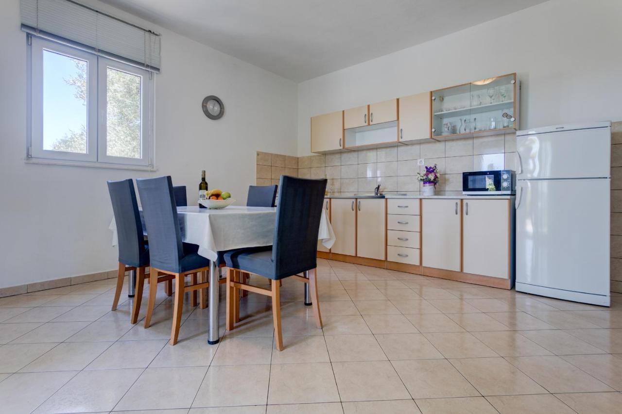 Love Apartments Zečevo エクステリア 写真