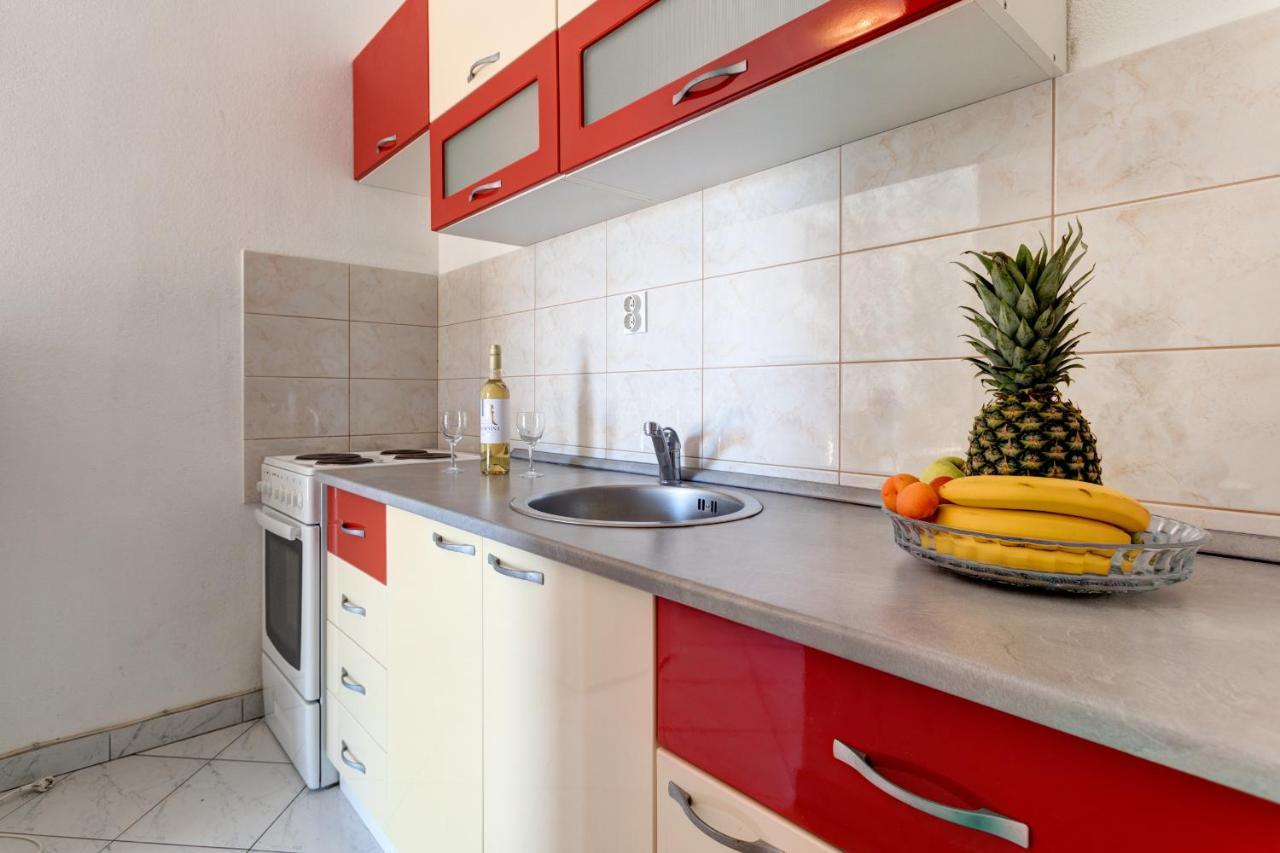 Love Apartments Zečevo エクステリア 写真