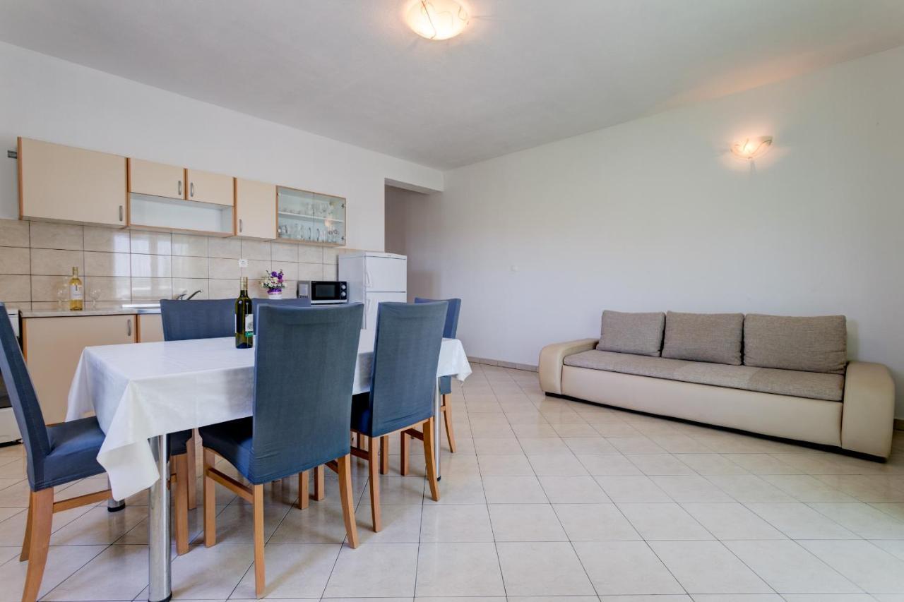 Love Apartments Zečevo エクステリア 写真