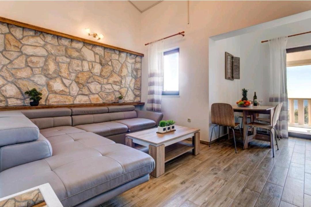 Love Apartments Zečevo エクステリア 写真